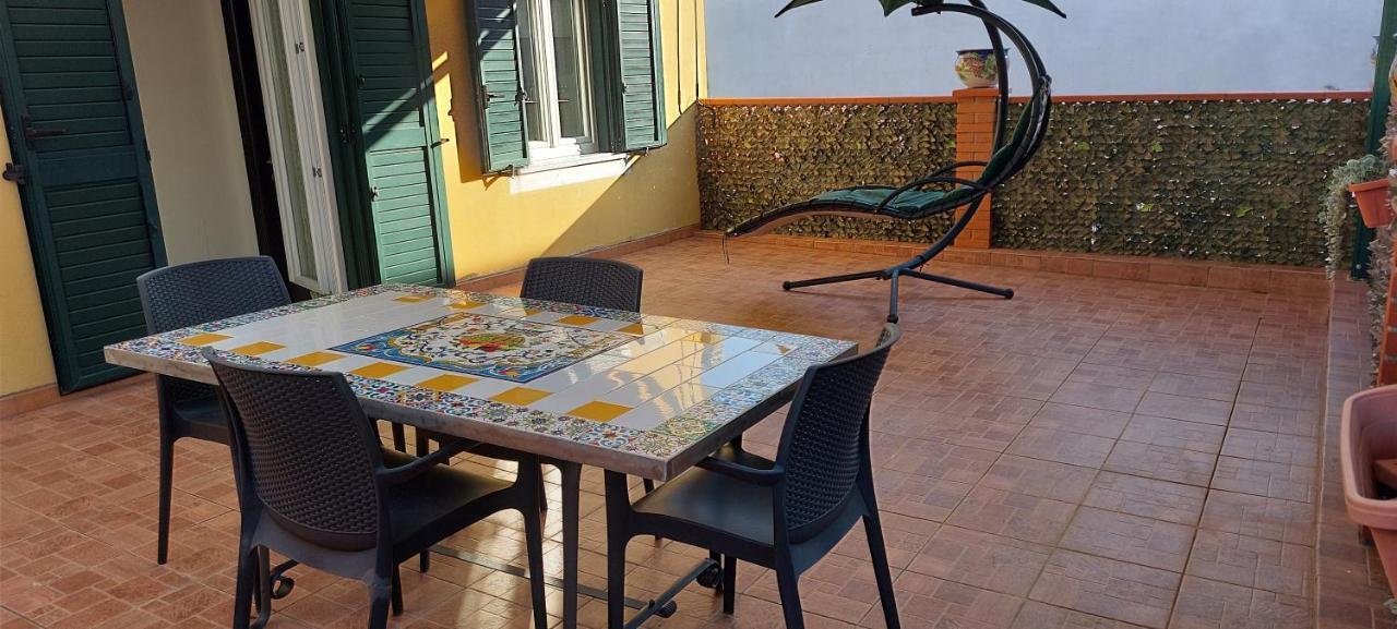 شقة La Terrazza Dell' Angelo Pomarico المظهر الخارجي الصورة